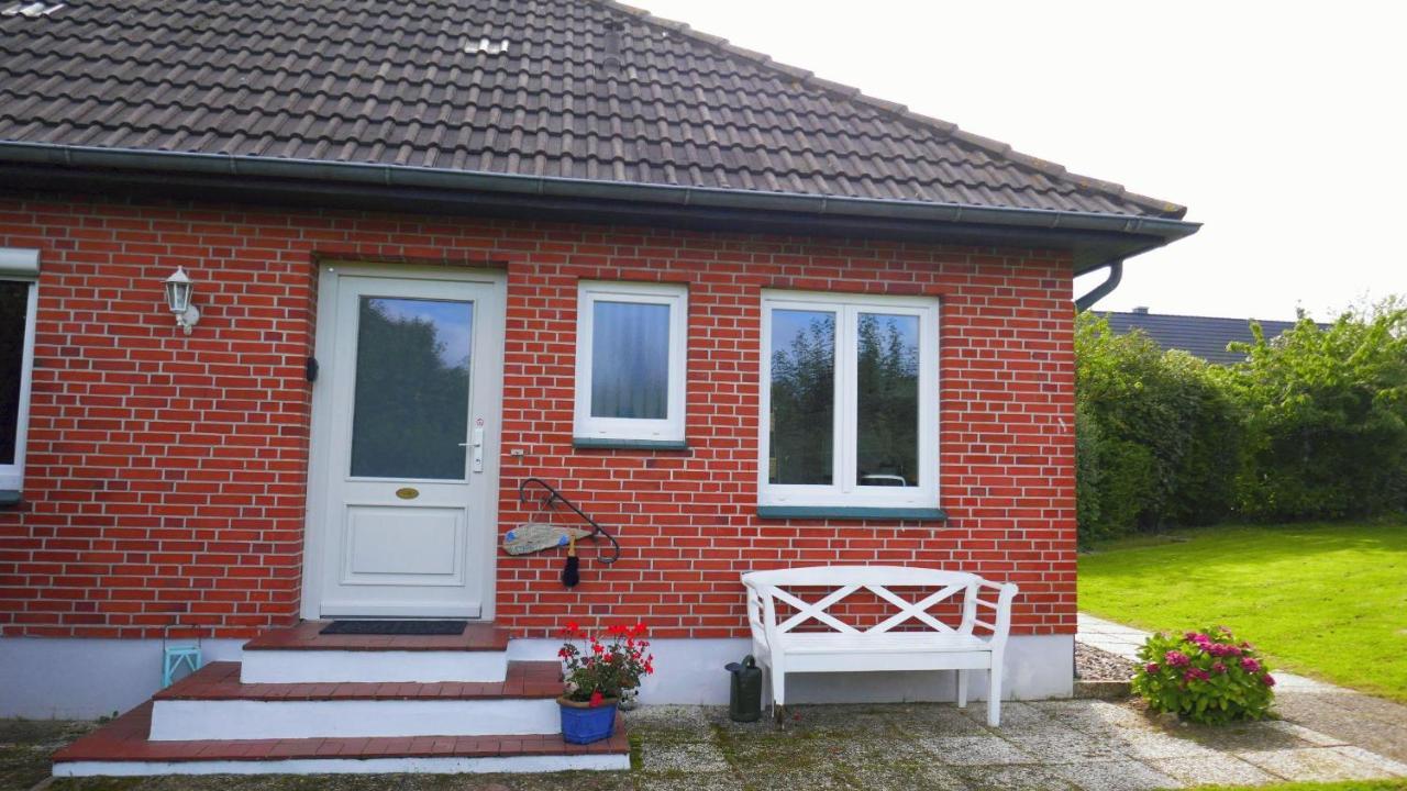 Seeblick II - Gemuetliche 60Qm - Ganzes Haus - 50M Zum Naturstrand - Mit Terrasse Und Grossem Garten Glücksburg Esterno foto