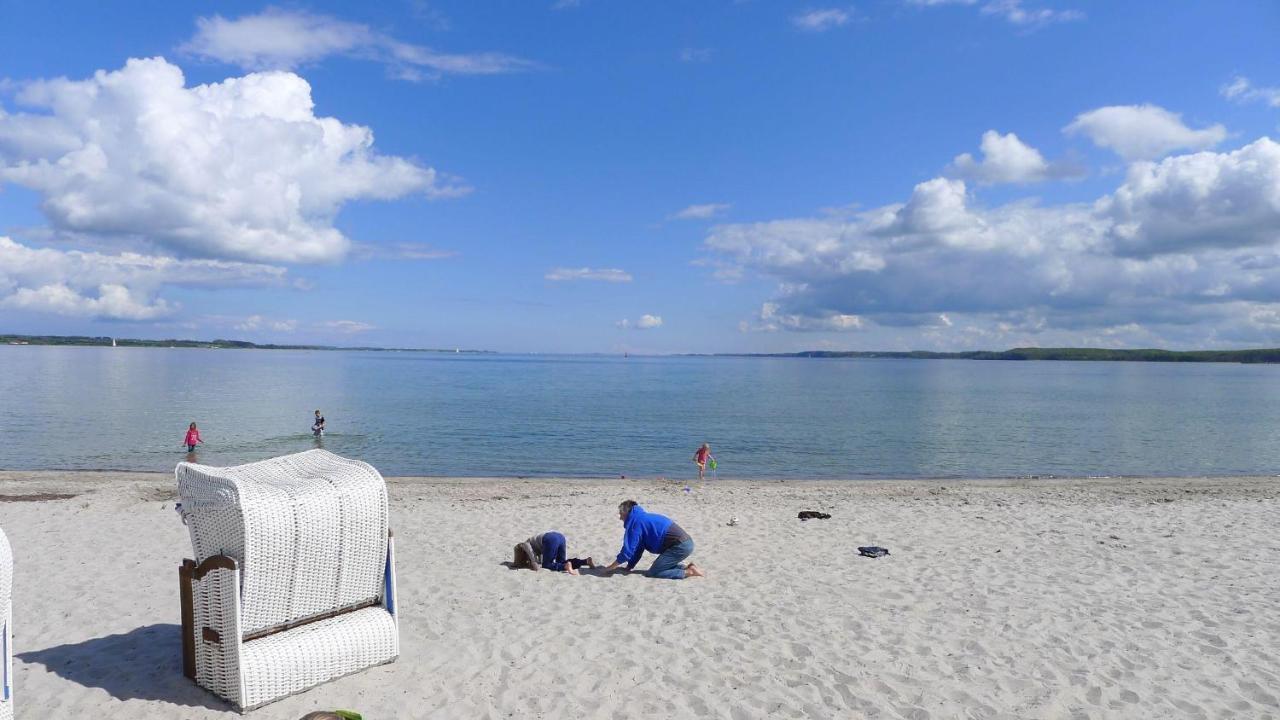 Seeblick II - Gemuetliche 60Qm - Ganzes Haus - 50M Zum Naturstrand - Mit Terrasse Und Grossem Garten Glücksburg Esterno foto